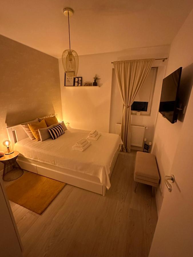 בוקרשט Boutique Apartment מראה חיצוני תמונה
